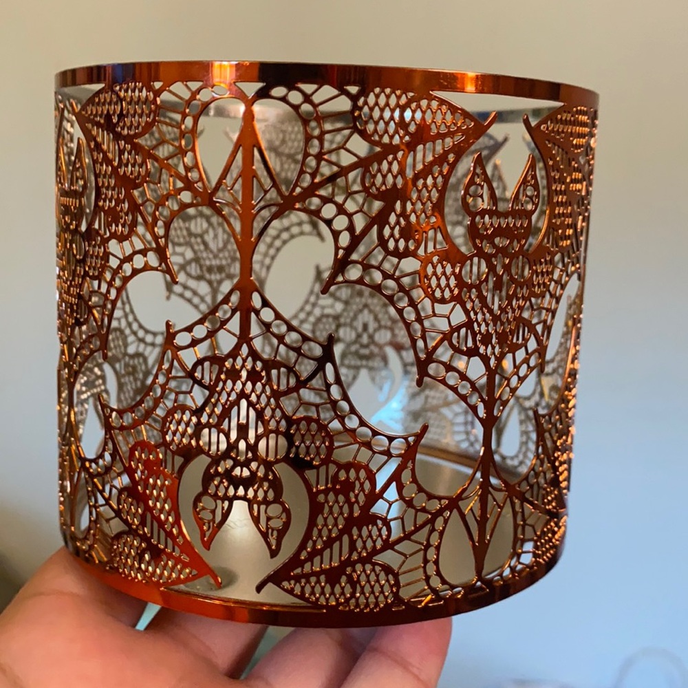 HALLOWEEN BAT CANDLE HOLDER - BATH & BODY WORKS